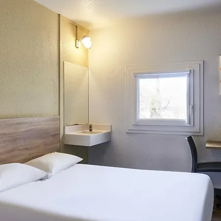 Hotelf1 Toulouse Aeroport 3* Blagnac